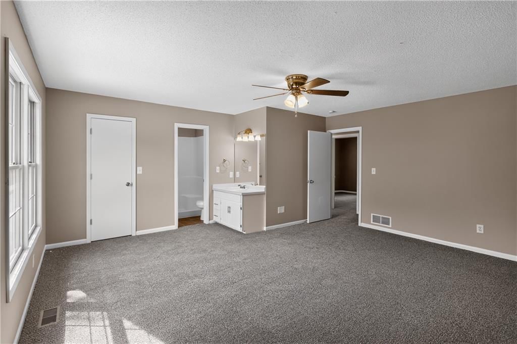 2314 Cambridge Street — photo 21