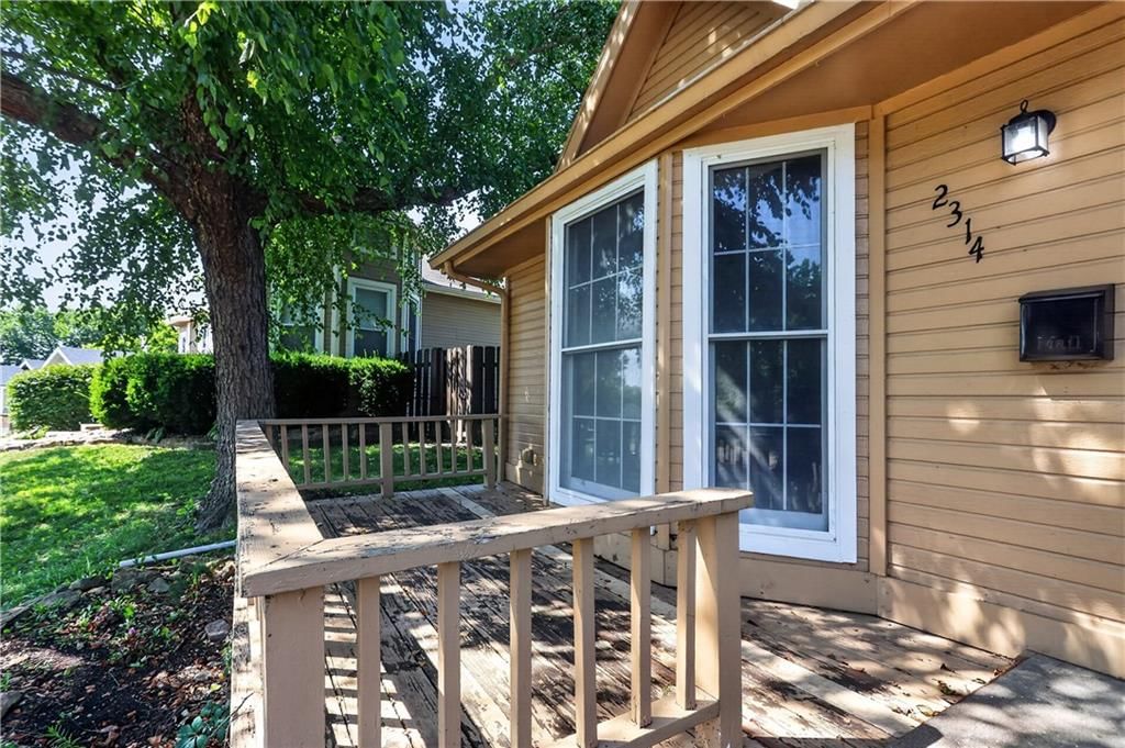 2314 Cambridge Street — photo 27