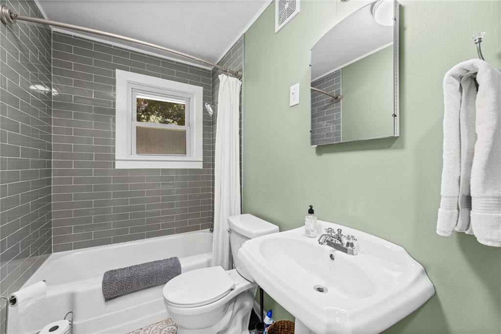 7730 Hardy Street — photo 34