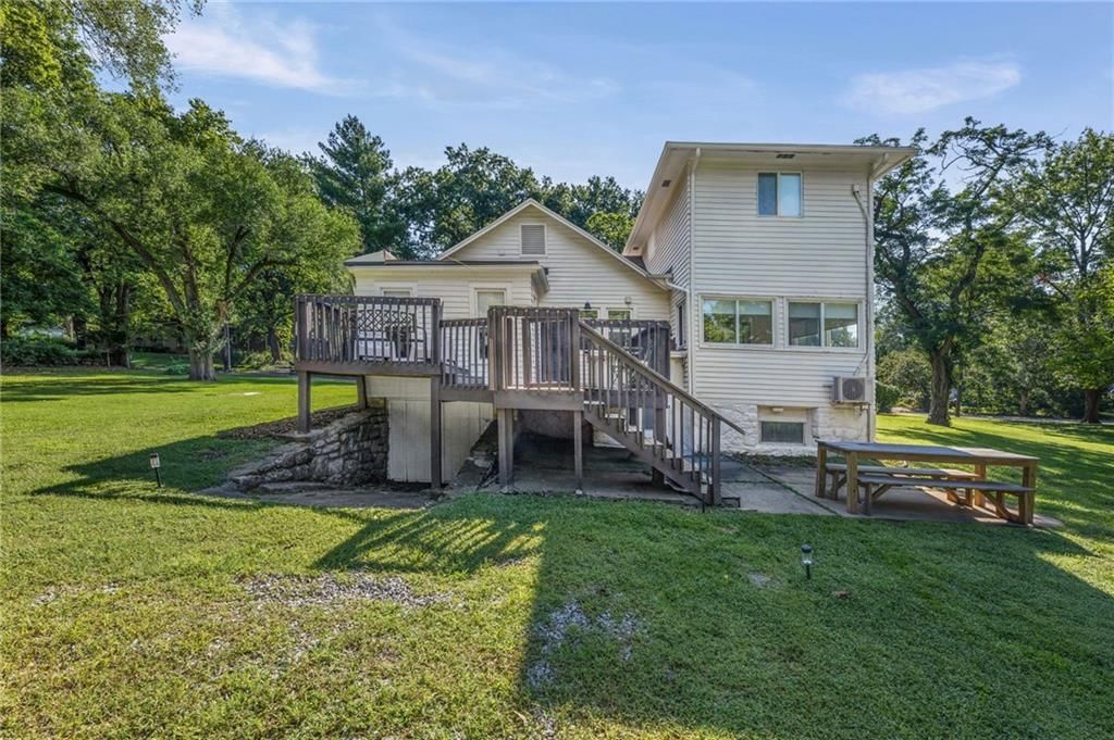 7730 Hardy Street — photo 45