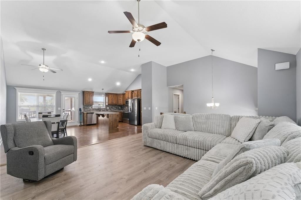 311 Fairview Circle — photo 8