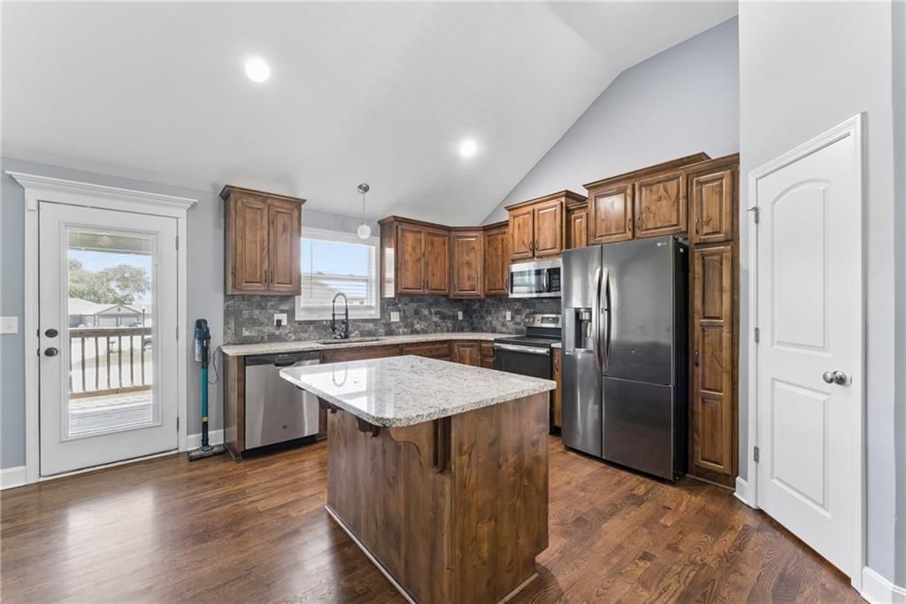 311 Fairview Circle — photo 11