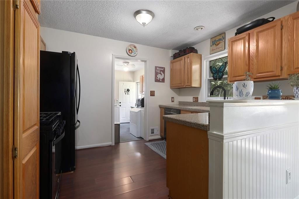 8001 Reeds Road — photo 8