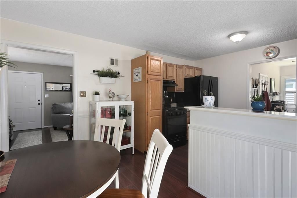 8001 Reeds Road — photo 9
