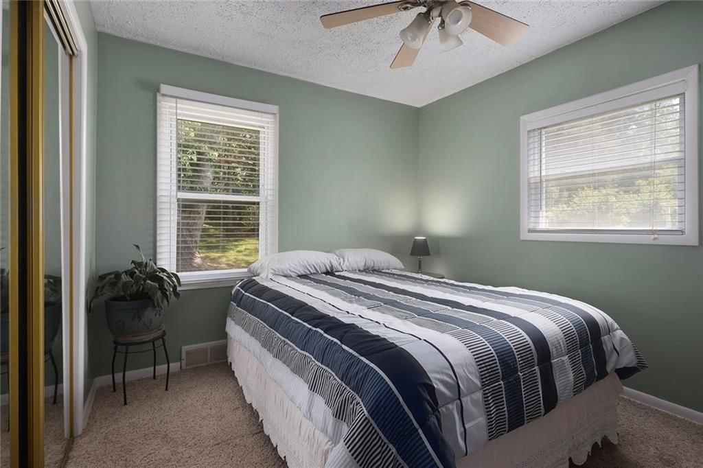 8001 Reeds Road — photo 15