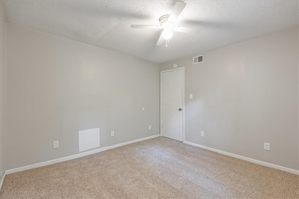 1618 S McCoy Street — photo 18