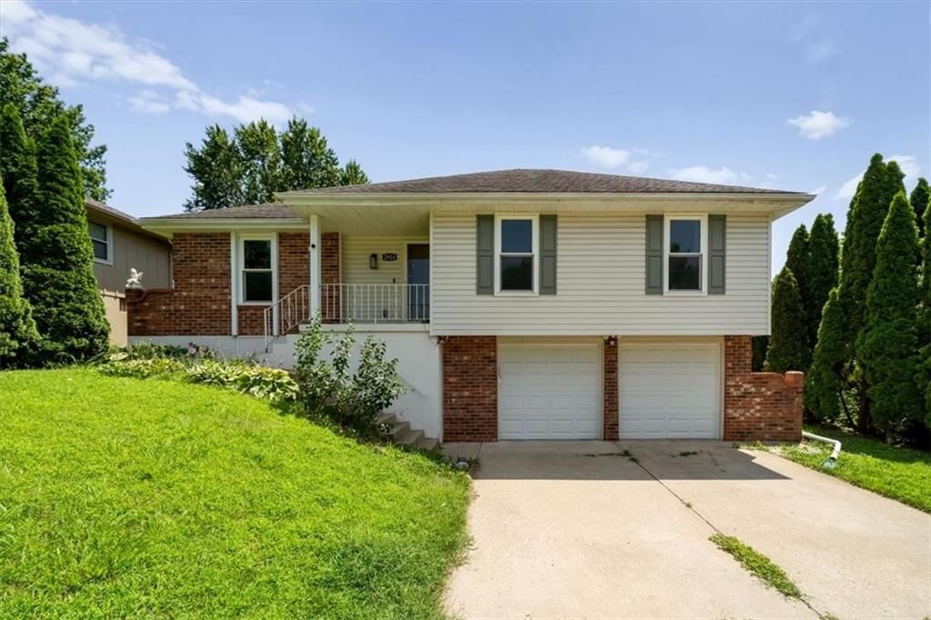 2924 SW Walnut Street — photo 1