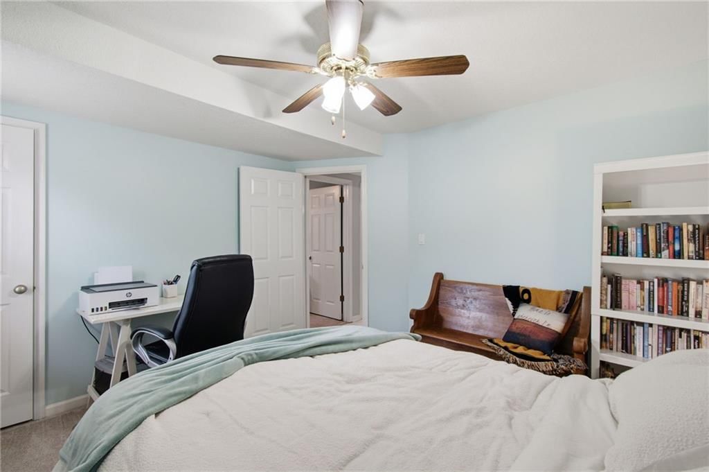 6453 N Amoret Avenue — photo 13