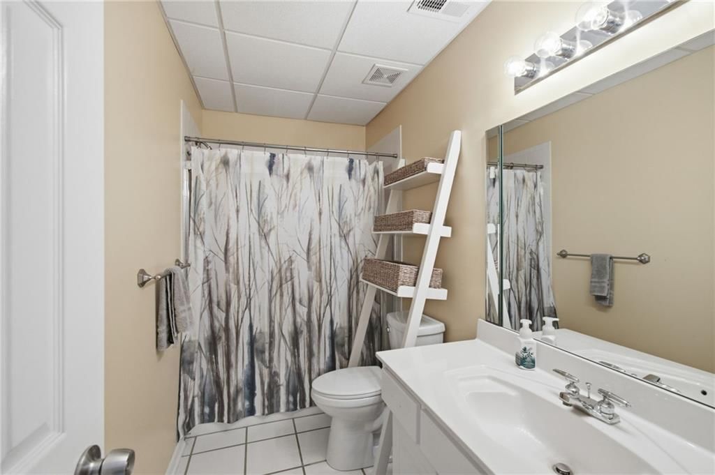 6453 N Amoret Avenue — photo 14