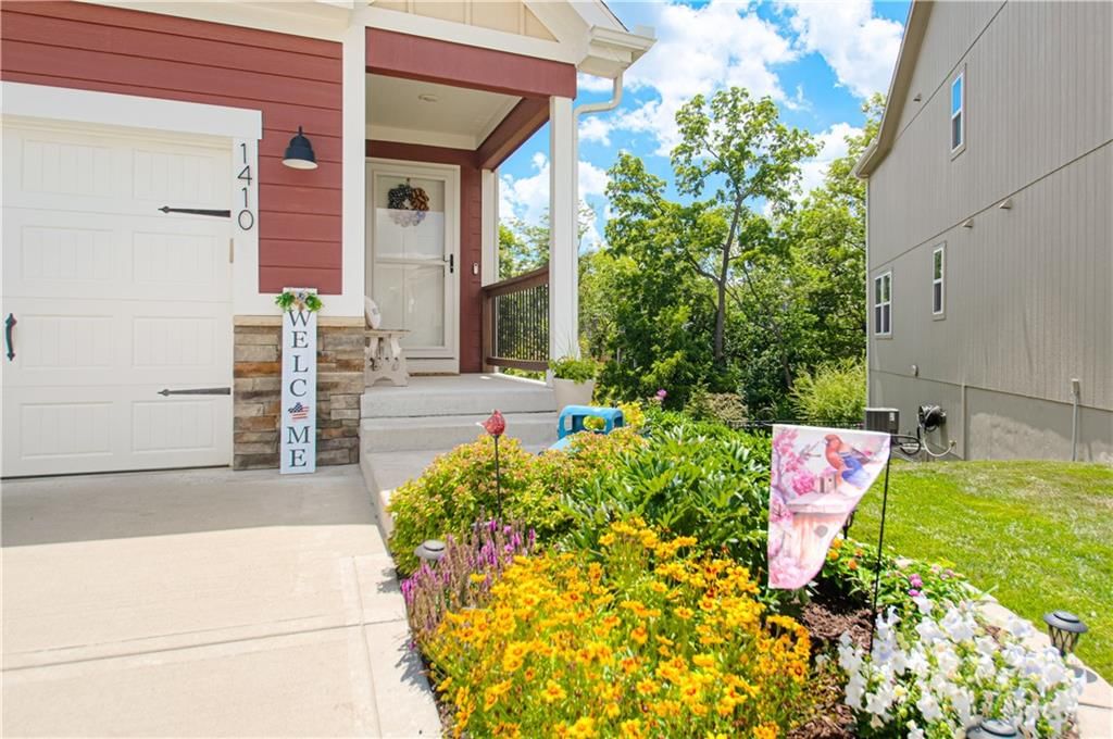 1410 Camden Court — photo 3