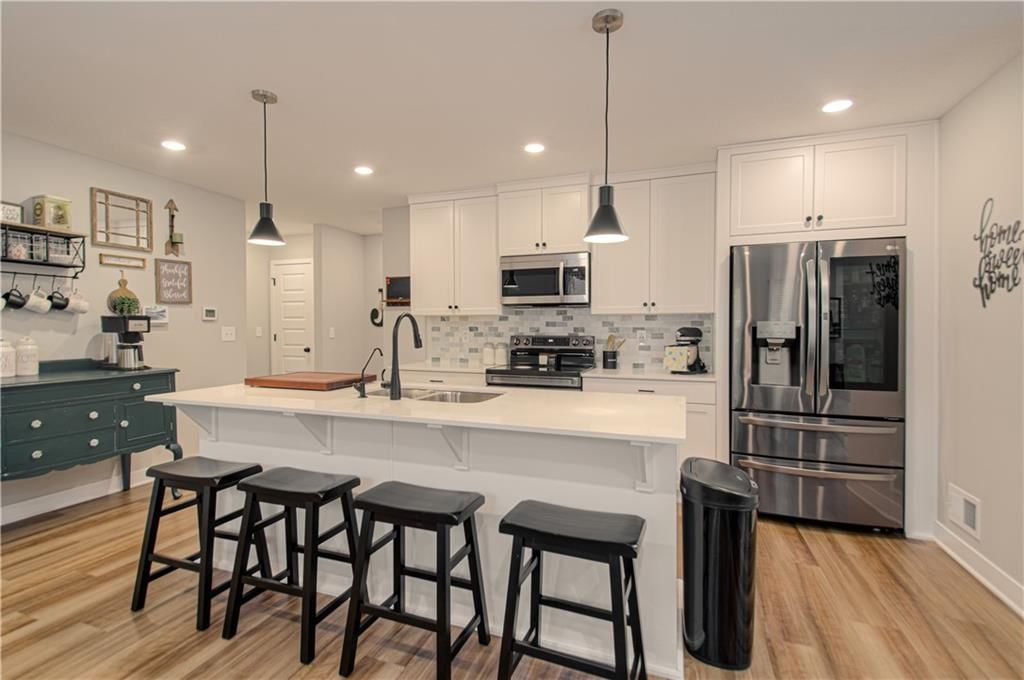 1410 Camden Court — photo 8
