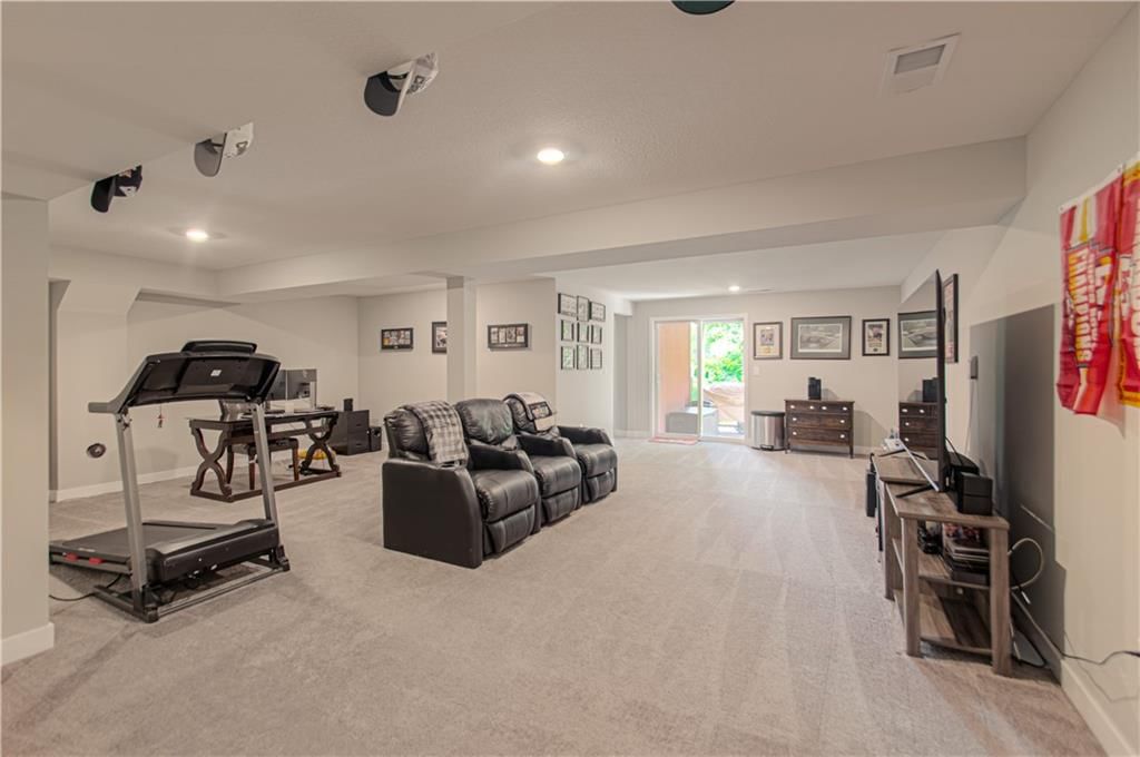 1410 Camden Court — photo 18