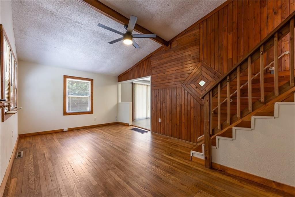 2918 S 9th Place — photo 5