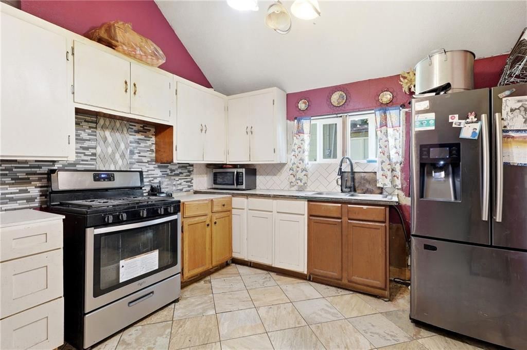 2202 Wood Avenue — photo 21