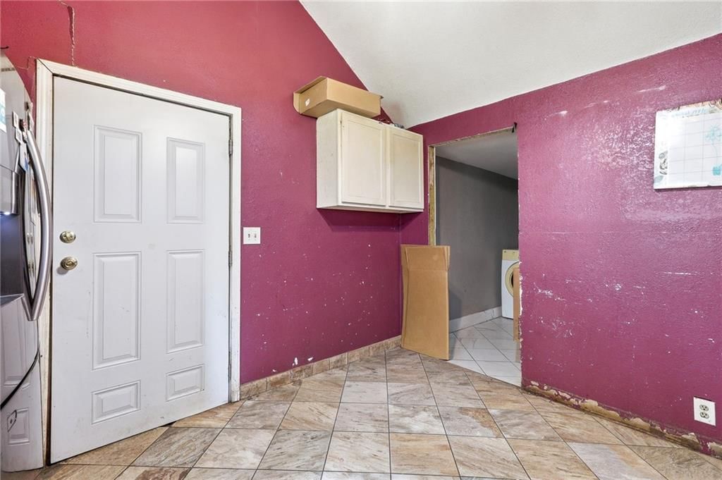 2202 Wood Avenue — photo 24