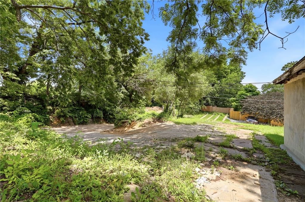 2202 Wood Avenue — photo 26