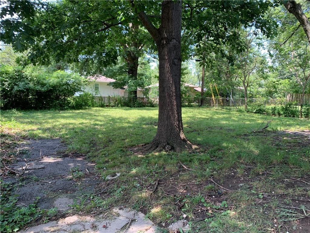 11718 Fuller Avenue — photo 8
