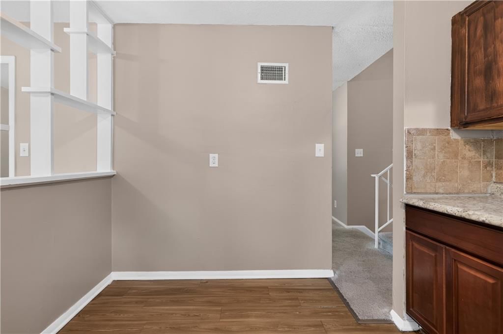 11718 Fuller Avenue — photo 19