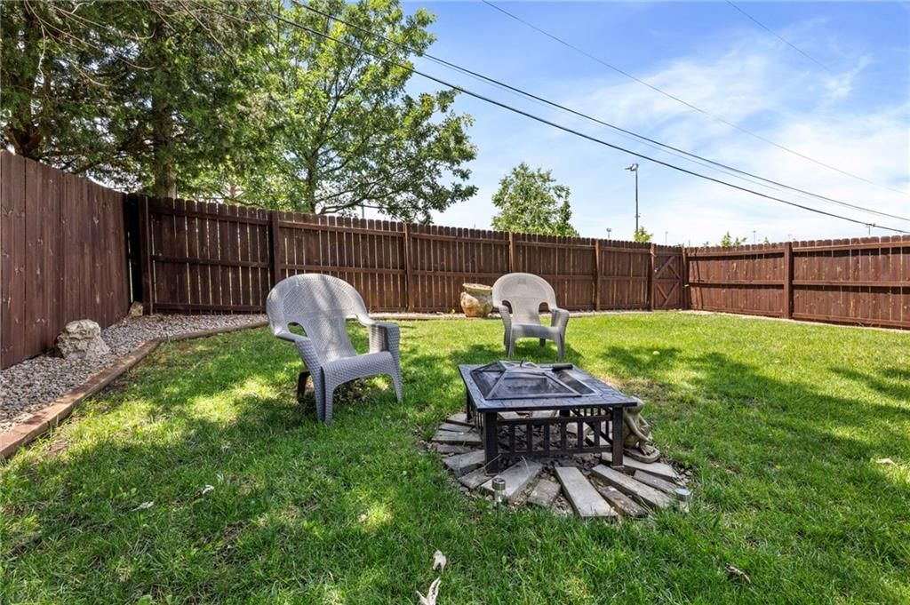 921 N Jan-Mar Drive — photo 34