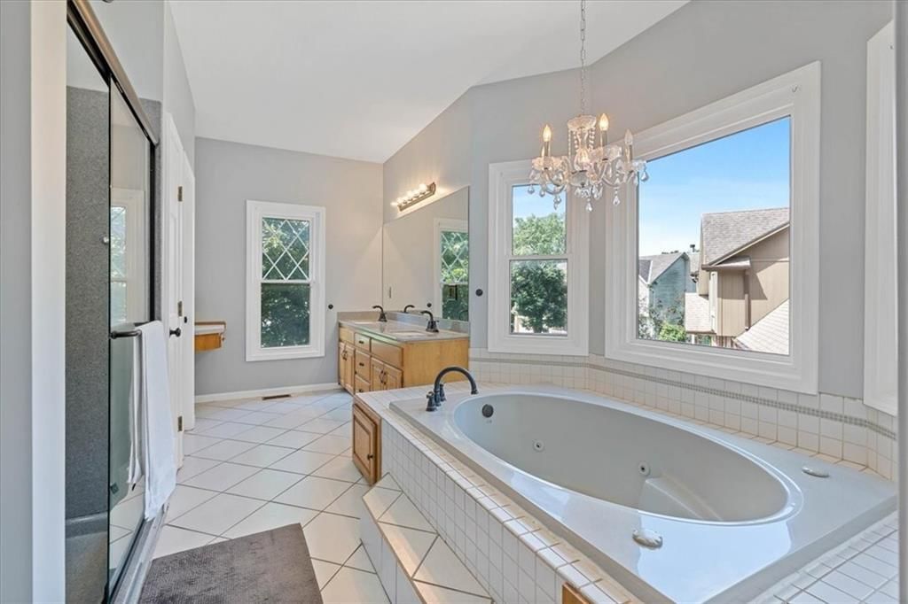 2925 NW Westbrooke Circle — photo 15