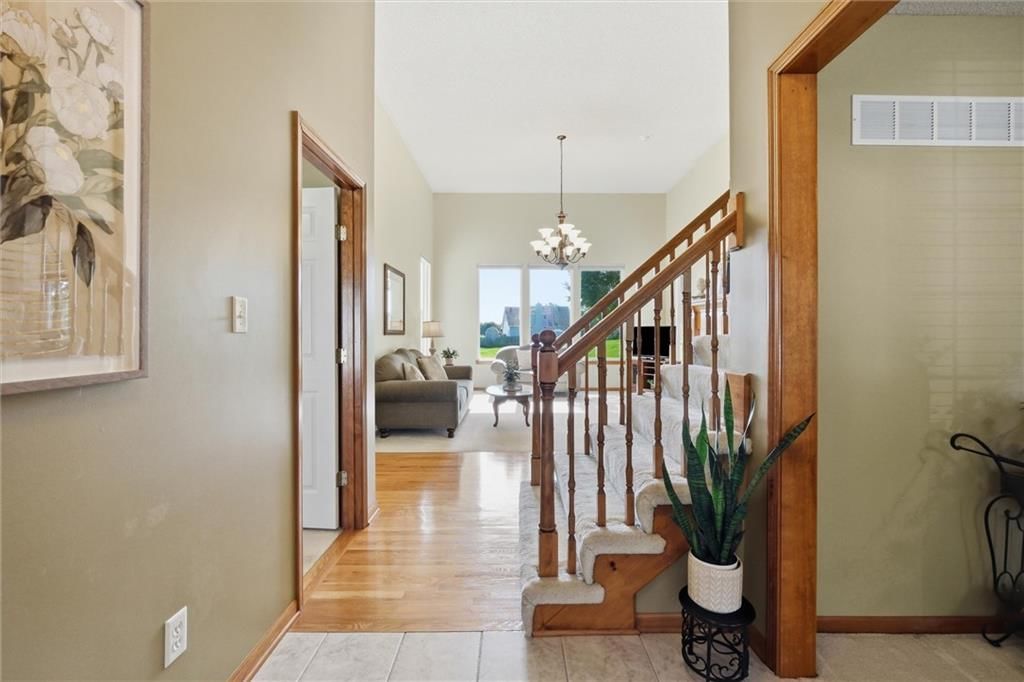 3115 S Arrowhead Court — photo 5