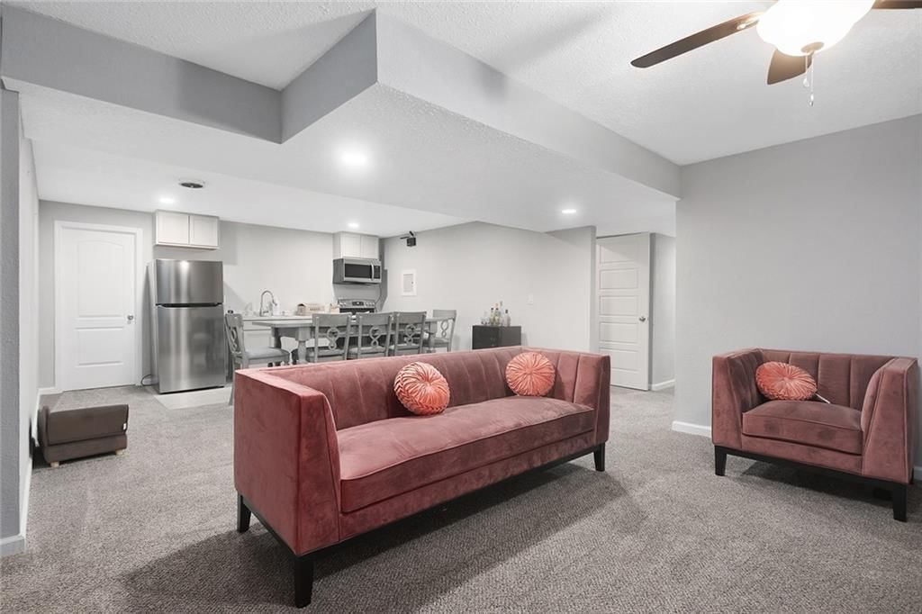 835 NE Lone Hill Drive — photo 27