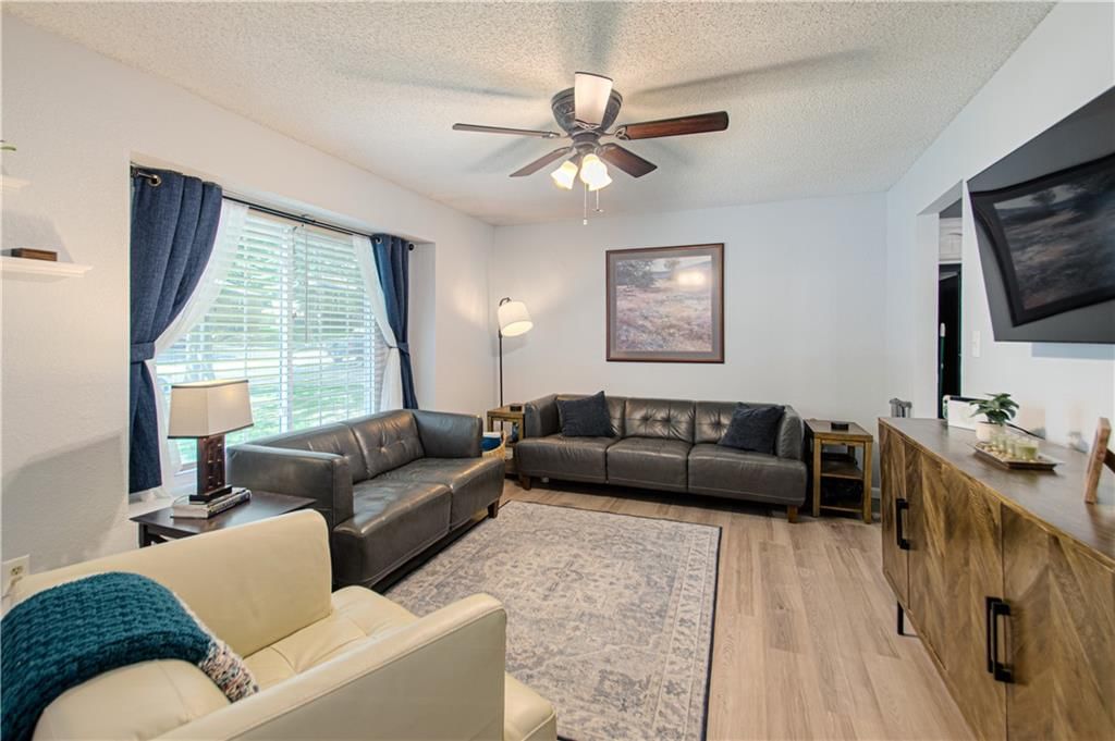 209 SW Palo Drive — photo 4