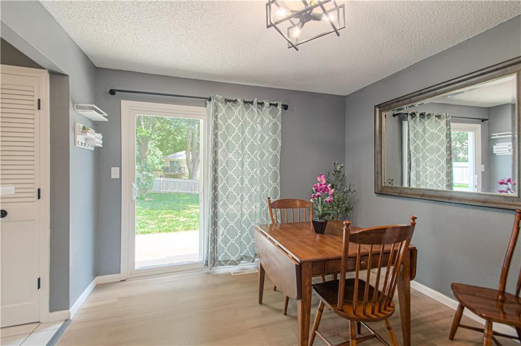 209 SW Palo Drive — photo 7