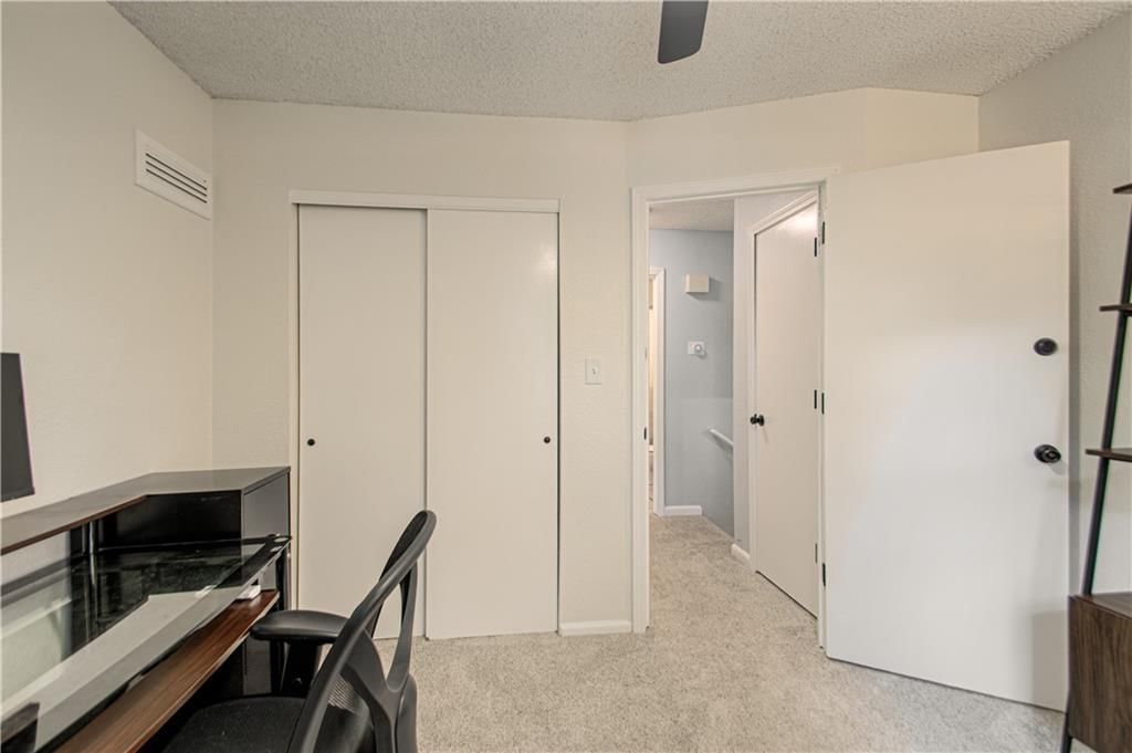 209 SW Palo Drive — photo 17