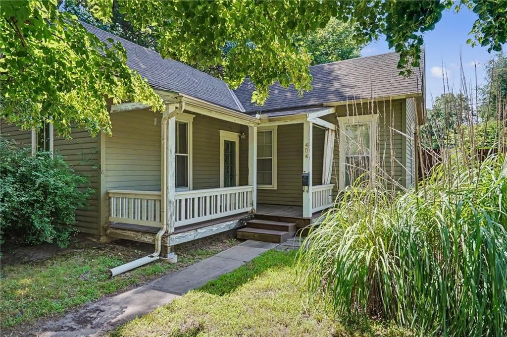 404 Elm Street, Lawrence, KS
