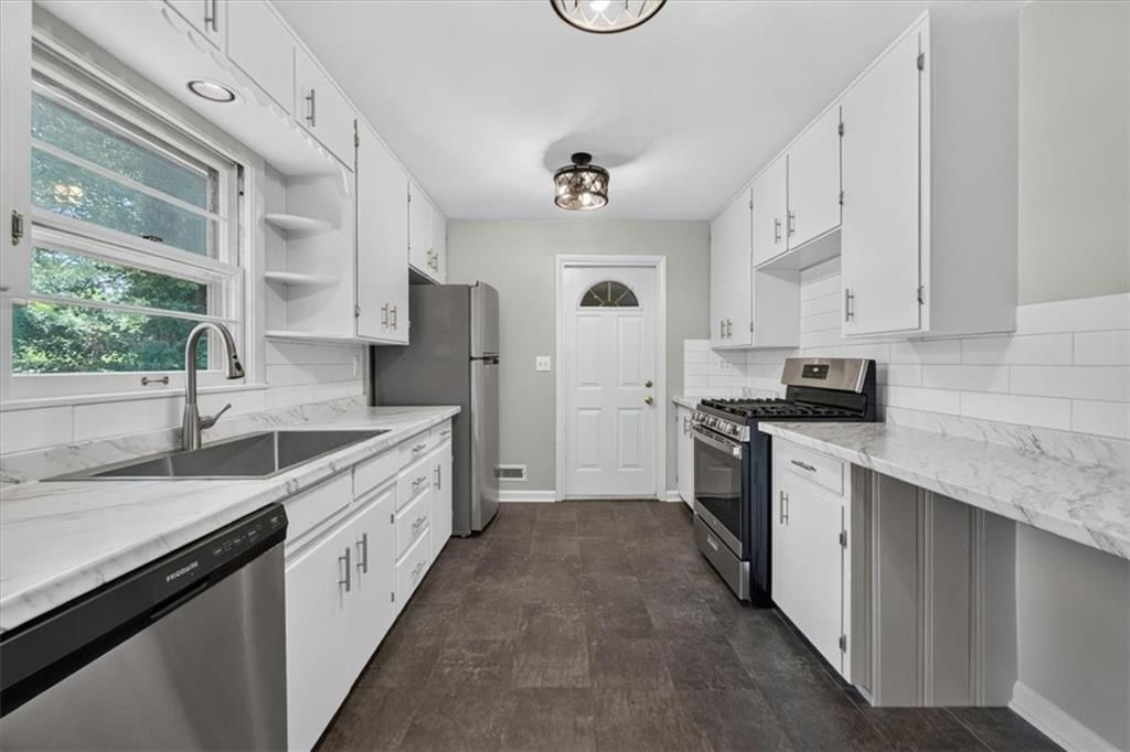 11703 E 39th Street — photo 18