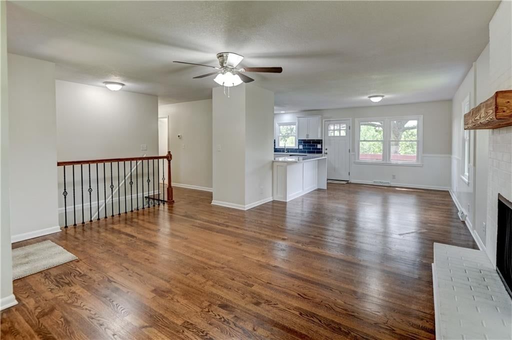 2820 Berry Lane — photo 10