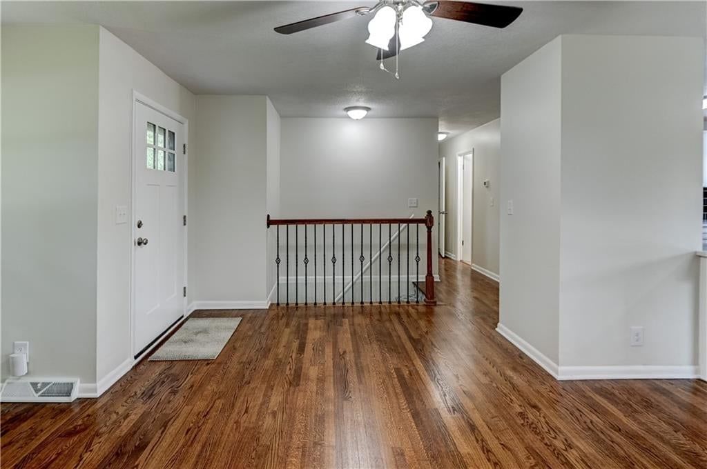 2820 Berry Lane — photo 32