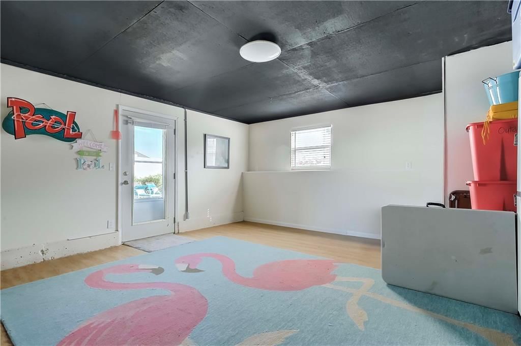 1413 Sloan Avenue — photo 31