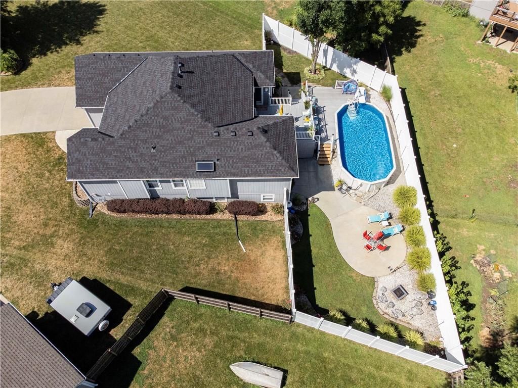 1413 Sloan Avenue — photo 47