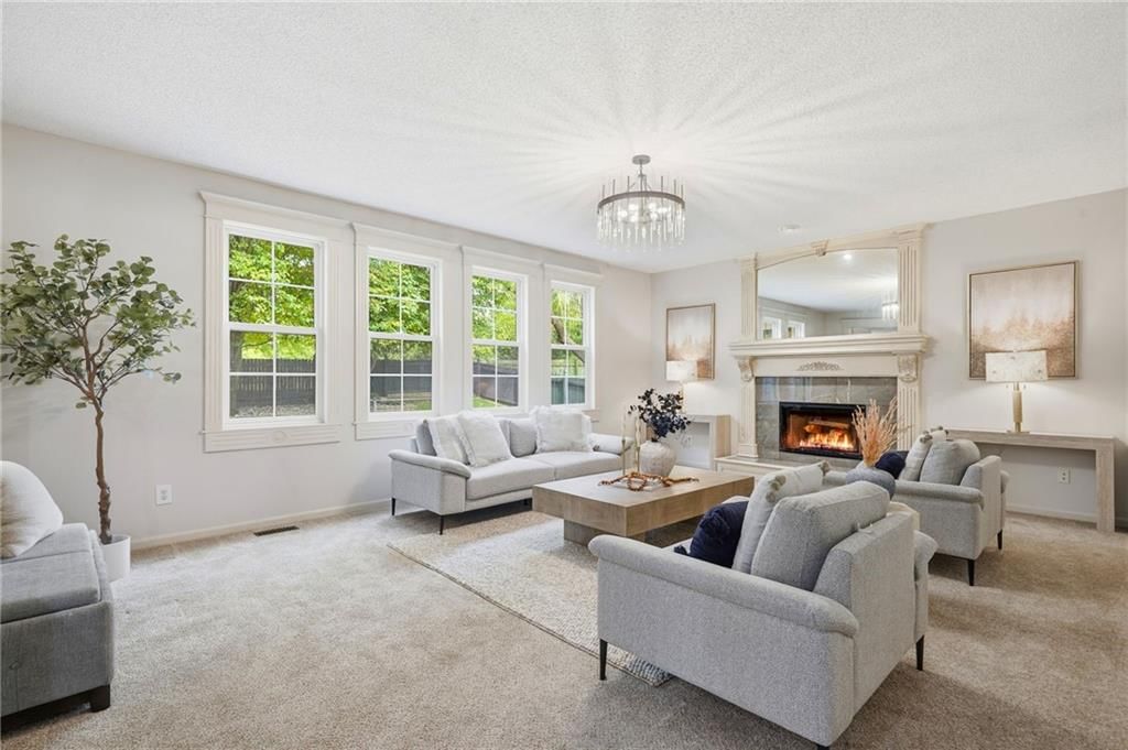 11813 W 138th Street — photo 3