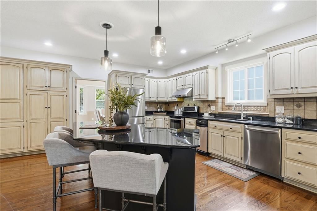 11813 W 138th Street — photo 7