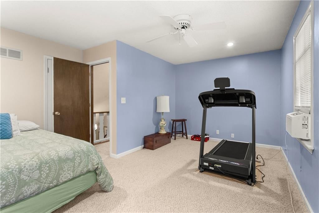 404 NE Locust Drive — photo 21