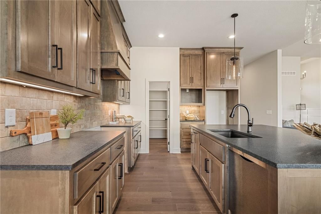 11351 S Emerald Street — photo 13