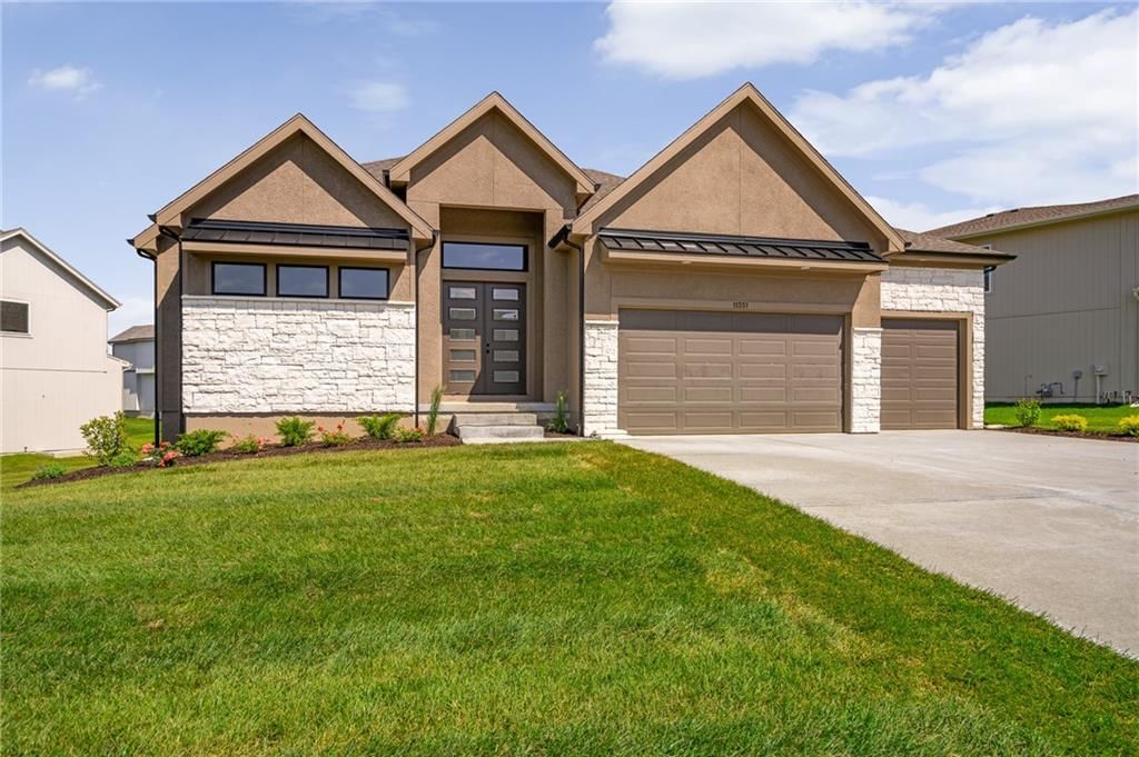 11351 S Emerald Street — photo 47