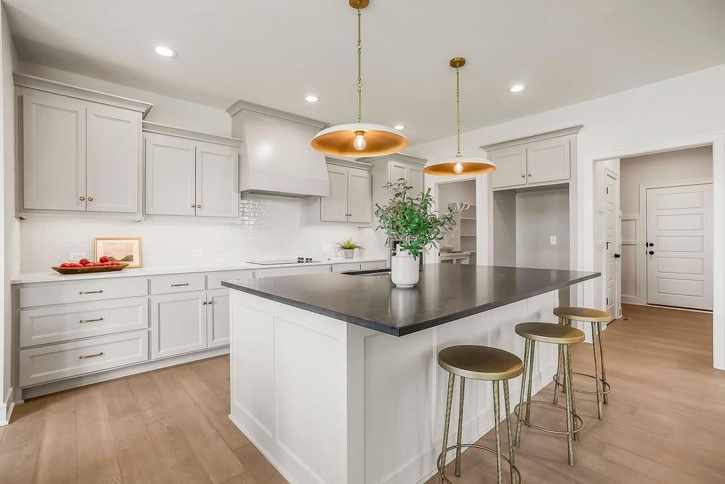 2305 W 176th Place — photo 14