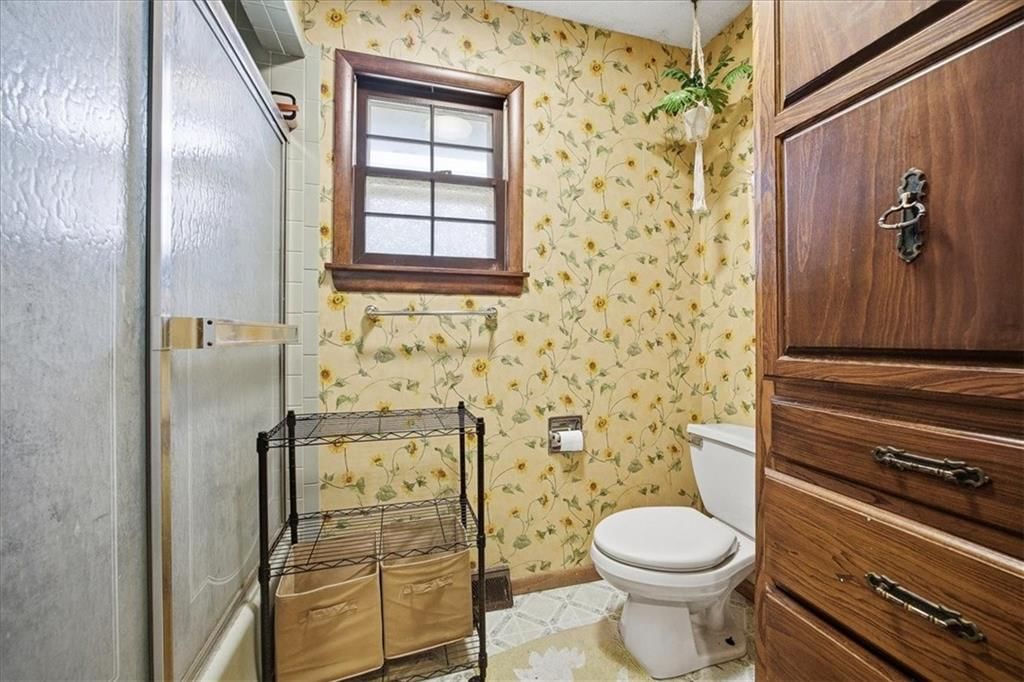 15116 Chestnut Street — photo 16