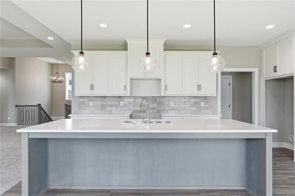 1114 SW Crabtree Circle — photo 10