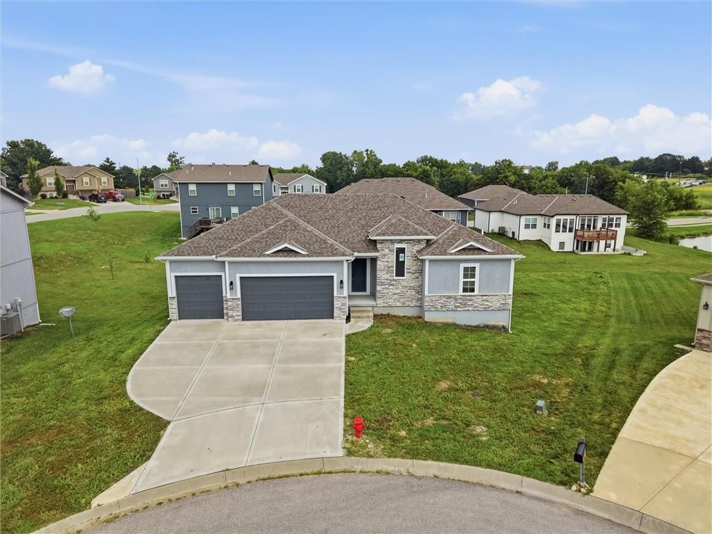 1114 SW Crabtree Circle — photo 41