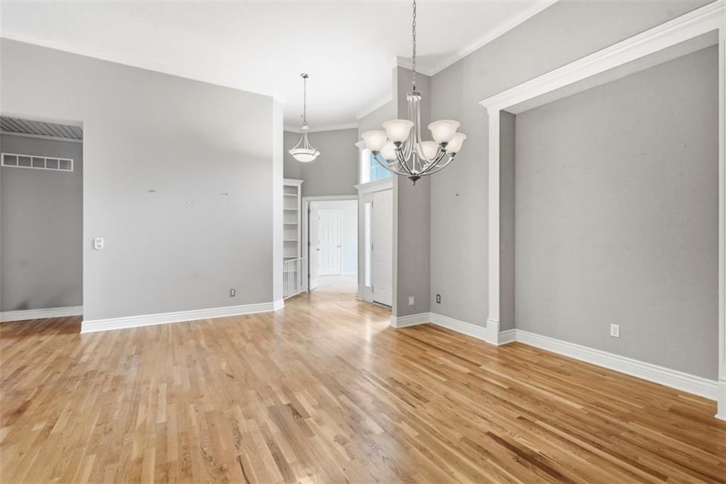 4809 W 162nd Street — photo 8