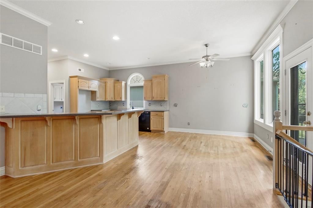 4809 W 162nd Street — photo 14