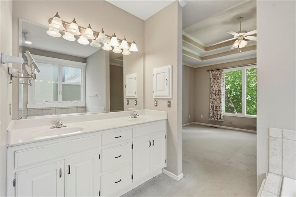 4809 W 162nd Street — photo 29