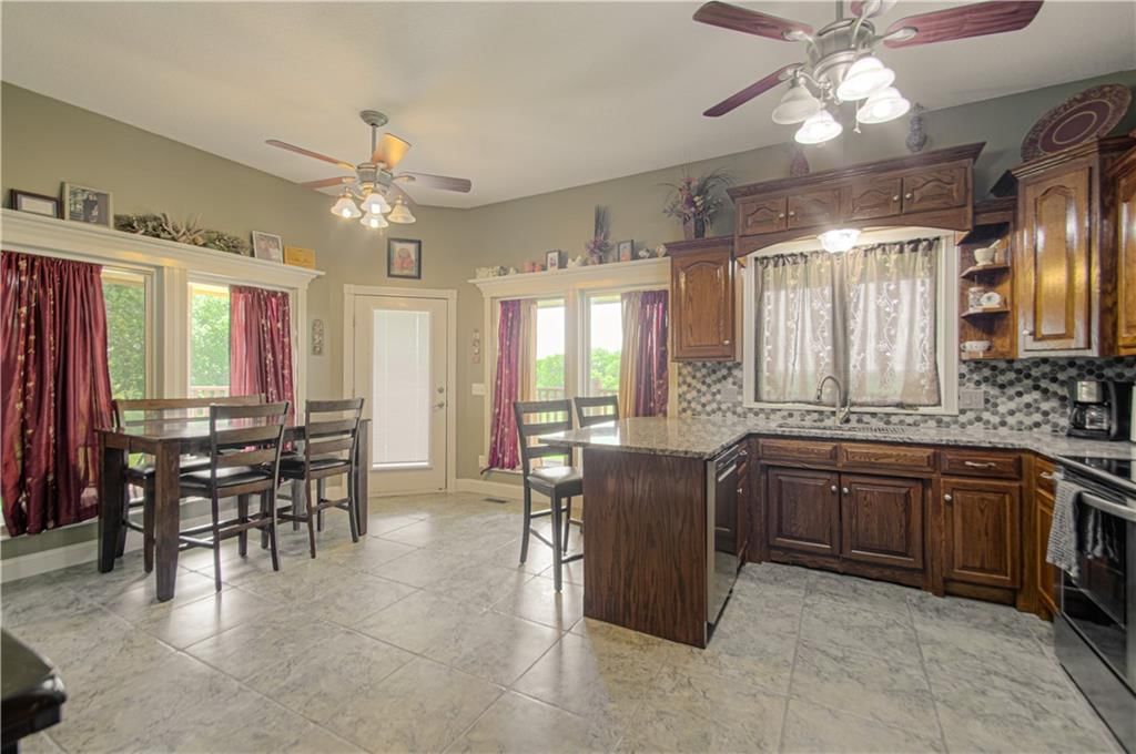 5292 SW 169 Highway — photo 14
