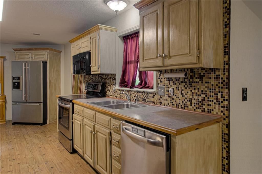 5292 SW 169 Highway — photo 34