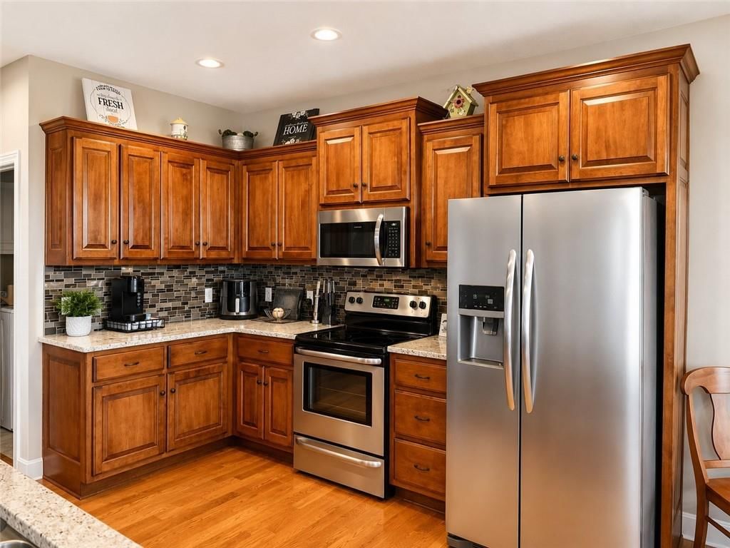 13918 Dakota Court — photo 5